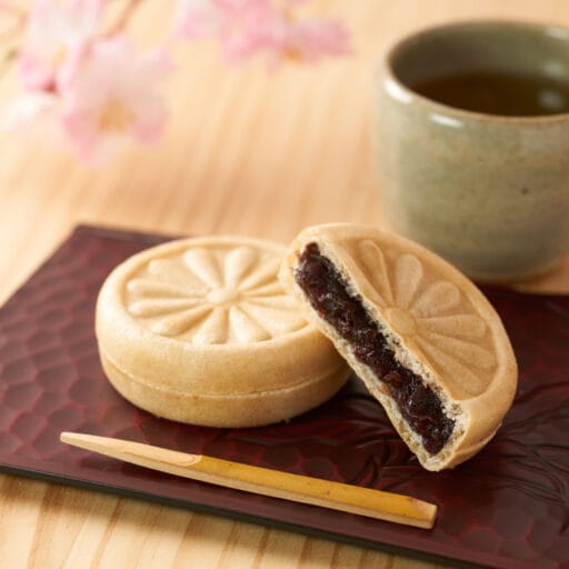 Monaka: The Crispy Wafer Wagashi with a Sweet Surprise Inside